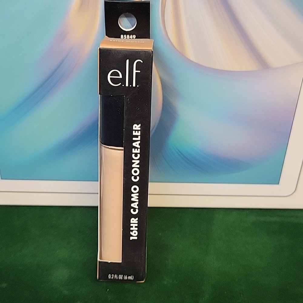 e.l.f. 16HR Camo Concealer 85849 Medium Beige New in Box